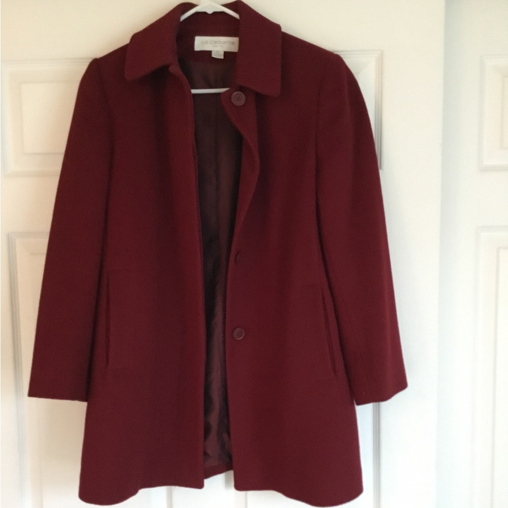 Fully lined lambs wool coat
